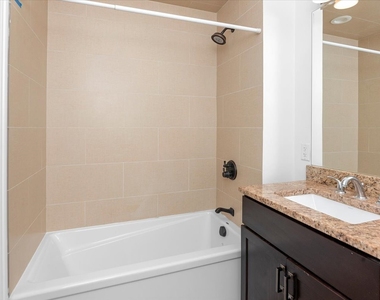 2500 Green Bay Road - Photo Thumbnail 10