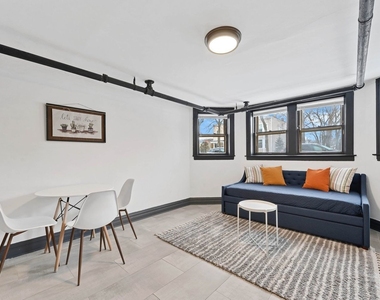 3636 Grand Boulevard - Photo Thumbnail 4
