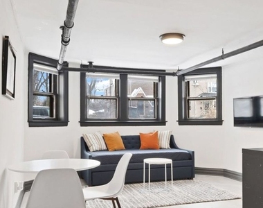 3636 Grand Boulevard - Photo Thumbnail 2