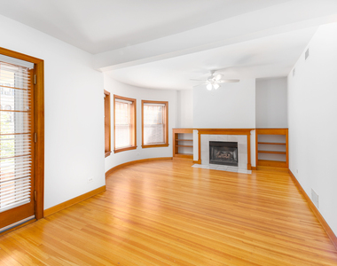 5610 N Kenmore Avenue - Photo Thumbnail 2
