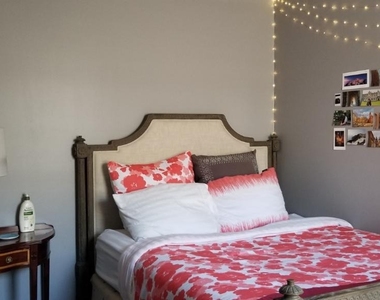 1828 N Bissell Street - Photo Thumbnail 10