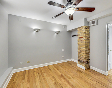 864 W Aldine Avenue - Photo Thumbnail 22