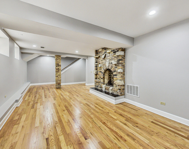 864 W Aldine Avenue - Photo Thumbnail 19