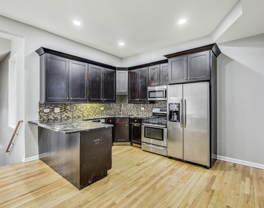 864 W Aldine Avenue - Photo Thumbnail 6