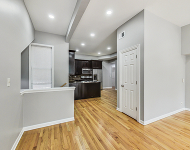 864 W Aldine Avenue - Photo Thumbnail 5