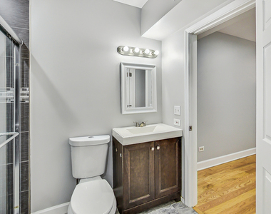 864 W Aldine Avenue - Photo Thumbnail 27