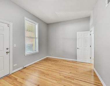 864 W Aldine Avenue - Photo Thumbnail 12