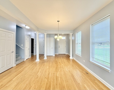 930 Case Street - Photo Thumbnail 3