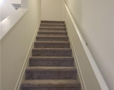 1516 Vernon Boulevard - Photo Thumbnail 4
