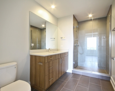 2111 S Halsted Street - Photo Thumbnail 11