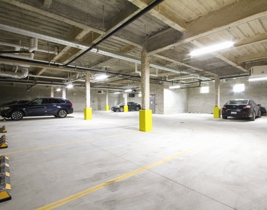 2111 S Halsted Street - Photo Thumbnail 14