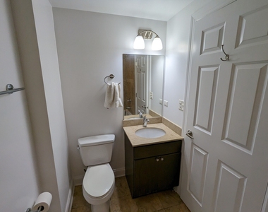 2834 N Albany Avenue - Photo Thumbnail 12