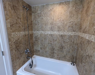 2834 N Albany Avenue - Photo Thumbnail 11