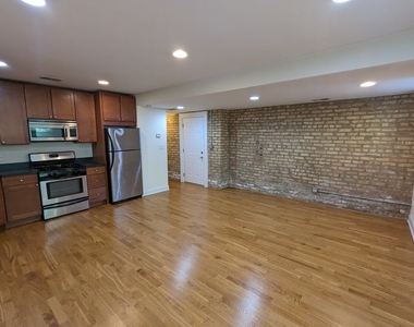 2834 N Albany Avenue - Photo Thumbnail 2