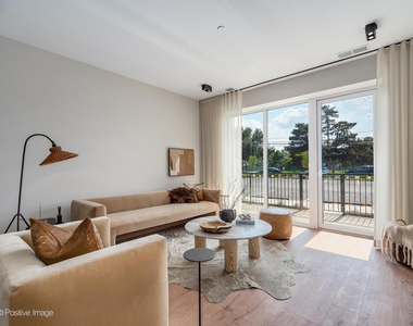 1235 N Ashland Avenue - Photo Thumbnail 11
