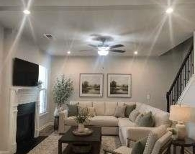 3165 Dowsing Lane - Photo Thumbnail 6