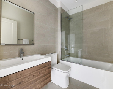 6911 N Western Avenue - Photo Thumbnail 17