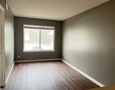 616 Lincoln Station Drive - Photo Thumbnail 13