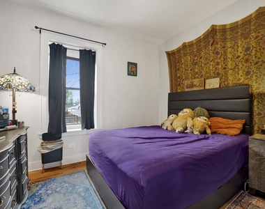 3226 W Potomac Avenue - Photo Thumbnail 4