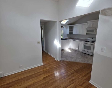 20831 N Maple Court - Photo Thumbnail 5