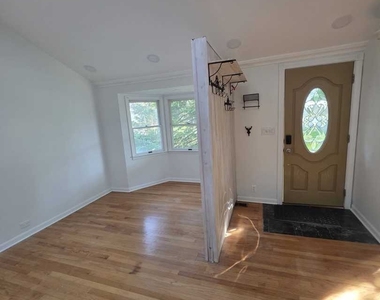 20831 N Maple Court - Photo Thumbnail 9