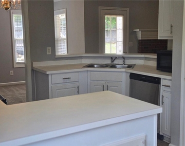 2595 Freemans Walk Drive - Photo Thumbnail 5
