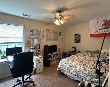 194 Strickland Avenue - Photo Thumbnail 10