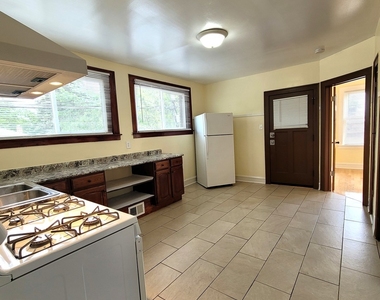 1143 E 81st Place - Photo Thumbnail 9