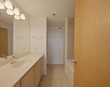 1250 W Van Buren Street - Photo Thumbnail 10