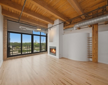 1250 W Van Buren Street - Photo Thumbnail 1