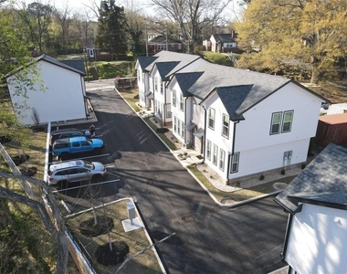 195 W Lake Avenue Nw - Photo Thumbnail 1