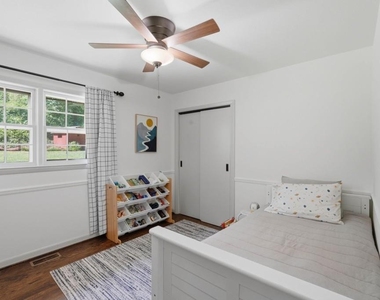 1338 Northwood Circle Ne - Photo Thumbnail 16