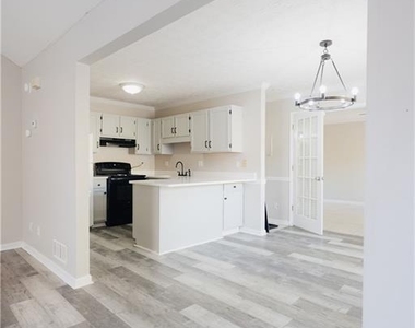 1195 Minhinette Drive - Photo Thumbnail 4
