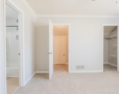 1195 Minhinette Drive - Photo Thumbnail 14