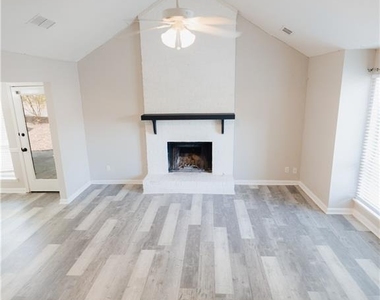 1195 Minhinette Drive - Photo Thumbnail 3