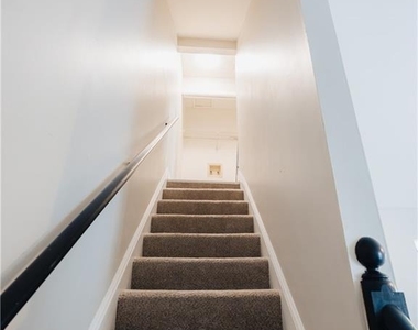 1195 Minhinette Drive - Photo Thumbnail 11