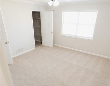1195 Minhinette Drive - Photo Thumbnail 13