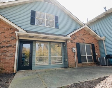 1195 Minhinette Drive - Photo Thumbnail 15