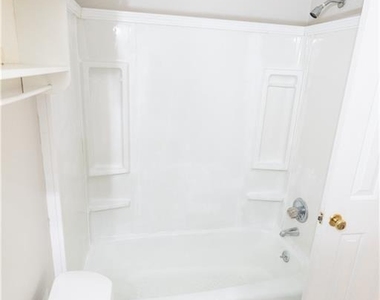 1195 Minhinette Drive - Photo Thumbnail 8
