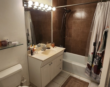 932 E Old Willow Road - Photo Thumbnail 8