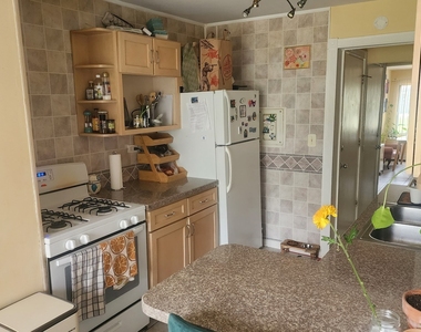 932 E Old Willow Road - Photo Thumbnail 5