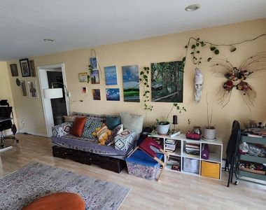 932 E Old Willow Road - Photo Thumbnail 7