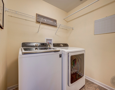 12919 White Pine Way - Photo Thumbnail 12