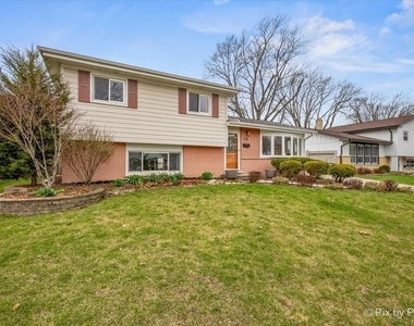 458 N 5th Avenue - Photo Thumbnail 3
