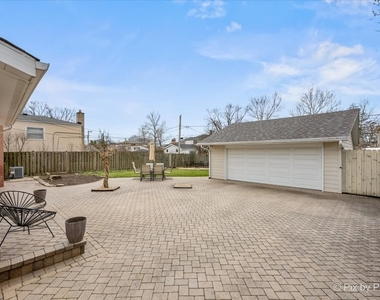 458 N 5th Avenue - Photo Thumbnail 5