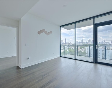 788 W Marietta Street - Photo Thumbnail 9