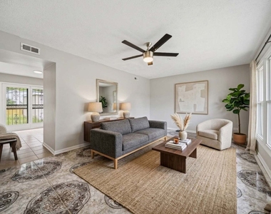 531 Wallace Street - Photo Thumbnail 2