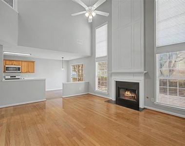 400 Stambridge Court - Photo Thumbnail 18