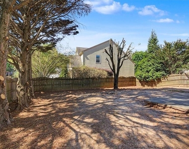 400 Stambridge Court - Photo Thumbnail 35