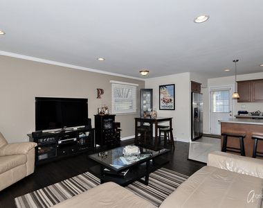533 Bobby Lane - Photo Thumbnail 11